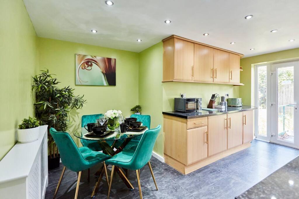 *Little Haven In Leeds* ¤Private Parking¤ Ensuite Leeds  Buitenkant foto