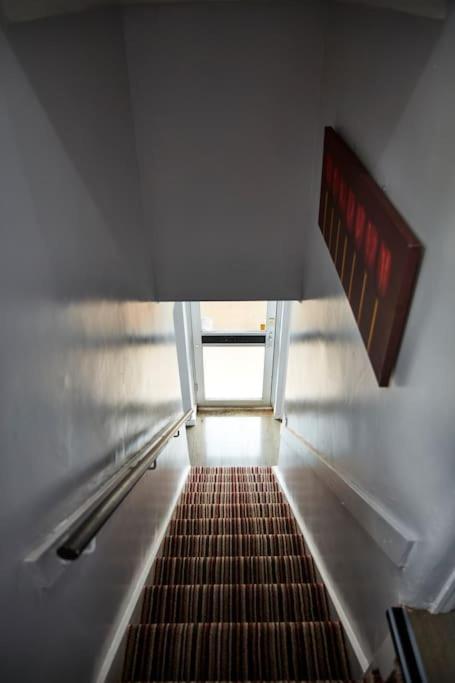 *Little Haven In Leeds* ¤Private Parking¤ Ensuite Leeds  Buitenkant foto